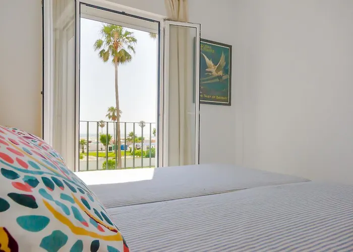 Moran * كونيل ذي لا فرونتيرا